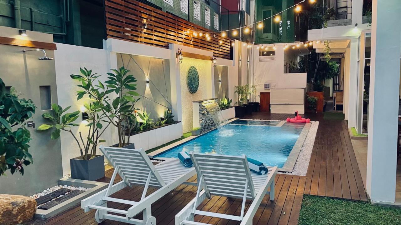 8 Plus Luxury Apartments Негомбо Екстер'єр фото